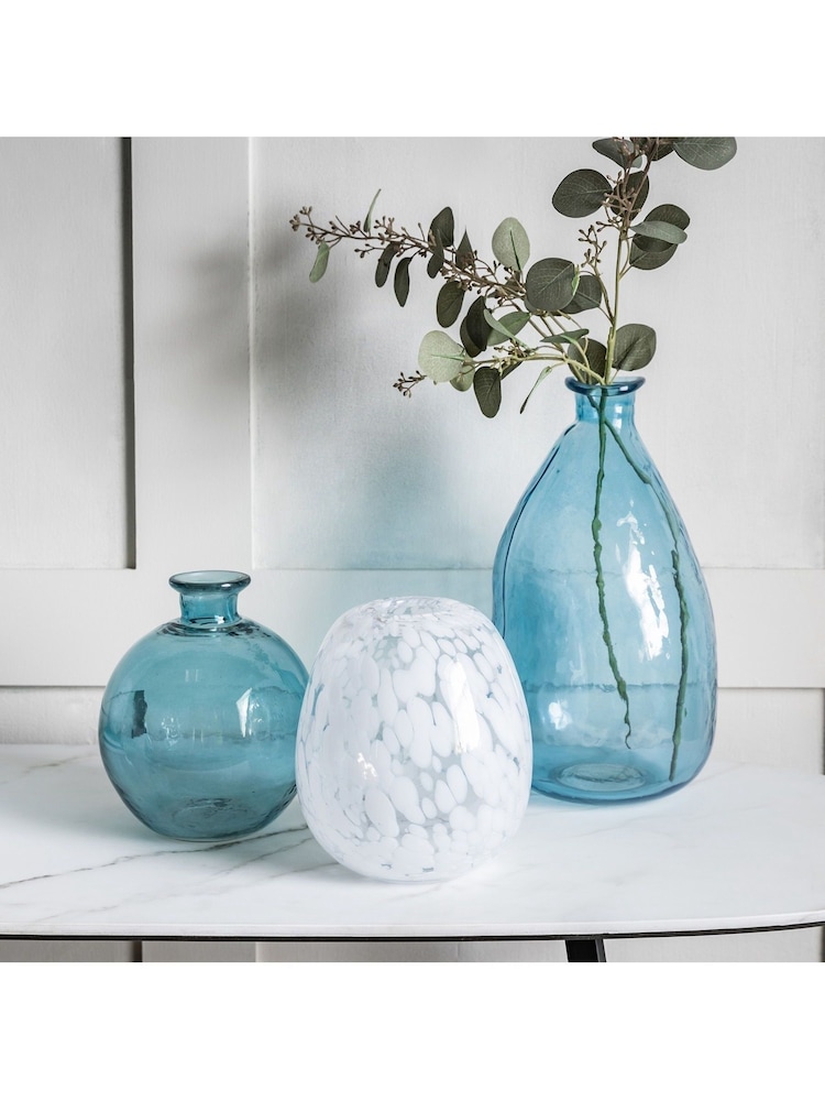 Gallery Home White Small Clear Speckle Vallejo Vase - Image 1 of 4 Gallery Home White Small Clear Speckle Vallejo Vase - Image 1 of 4