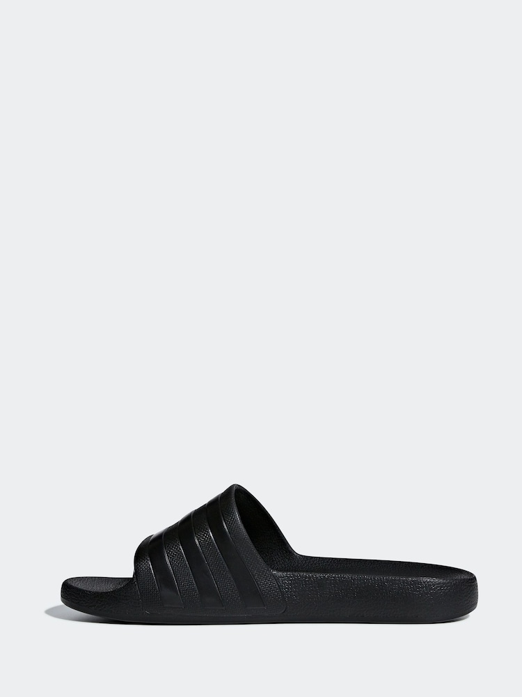 Schwarz - adidas Sportswear Adilette Badesandalen - Bild 2 von 10 Schwarz - adidas Sportswear Adilette Badesandalen - Bild 2 von 10