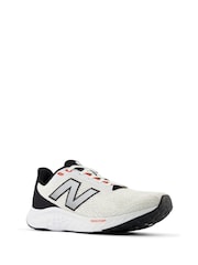 New Balance White Mens Fresh Foam Arishi v4 Trainers - Image 5 of 13