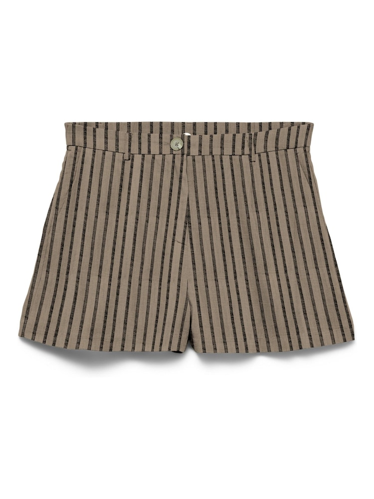 VERO MODA Natural Mid Rise Tailored Shorts With A Touch Of Linen - Image 1 of 2 VERO MODA Natural Mid Rise Tailored Shorts With A Touch Of Linen - Image 1 of 2