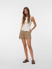 VERO MODA Natural Mid Rise Tailored Shorts With A Touch Of Linen - Image 4 of 6
