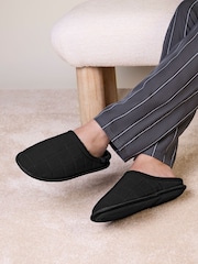 Μαύρο - Totes Quilted Mule Slippers - Εικόνα 1 από 5