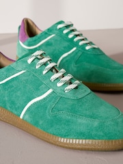 zelena - Nizki retro usnjeni športni copati Signature Forever Comfort® - Slika 6 iz 9