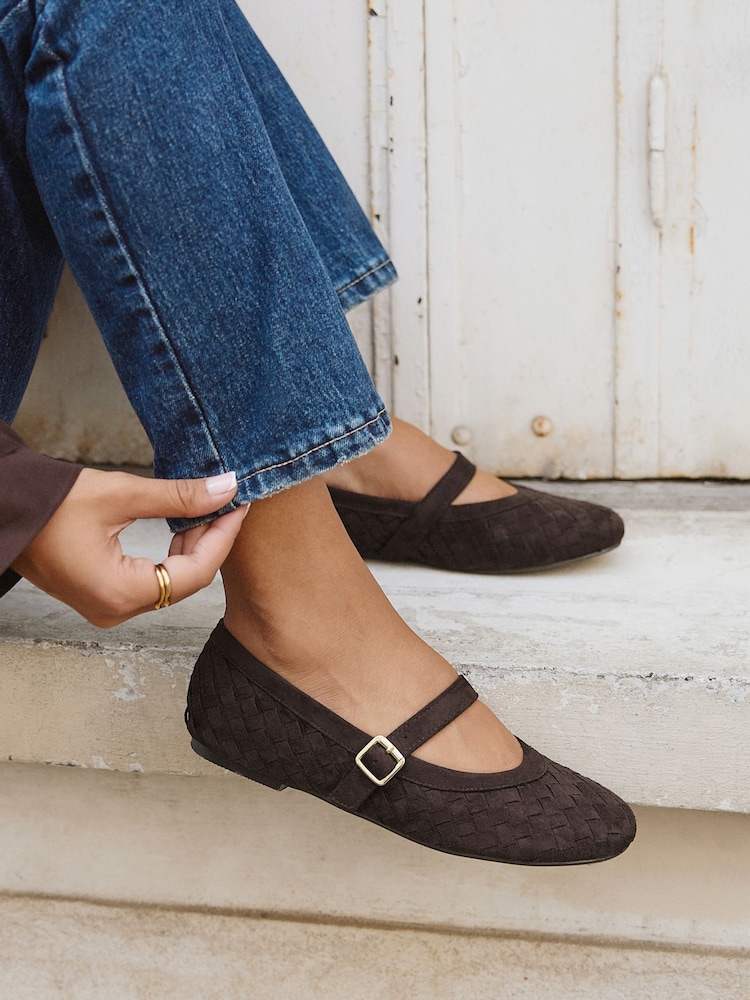 Brązowy zamszowy - Linzi Index Woven Mary Jane Shoes - Obraz 1 z 6 Brązowy zamszowy - Linzi Index Woven Mary Jane Shoes - Obraz 1 z 6