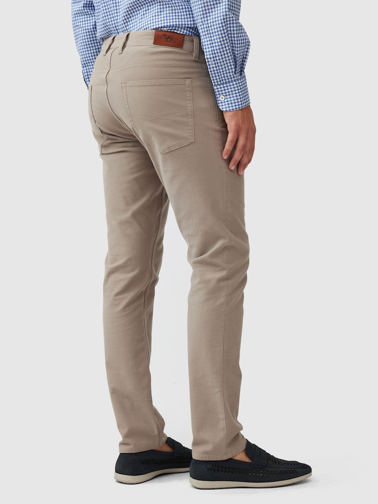 Rodd & Gunn Natural Motion 2 Straight Jeans - Image 2 of 5