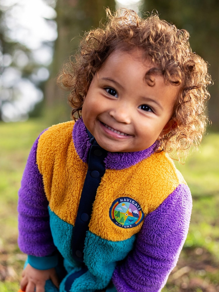 بدلة كوردروي Coorie مبطّنة بفرو ناعم من Frugi - صورة 2 من 5 بدلة كوردروي Coorie مبطّنة بفرو ناعم من Frugi - صورة 2 من 5