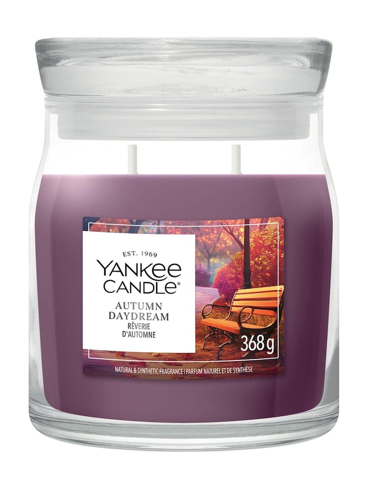 Yankee Candle Vanilla Cupcake Signature Medium Jar Boxed Candle - Image 1 of 1