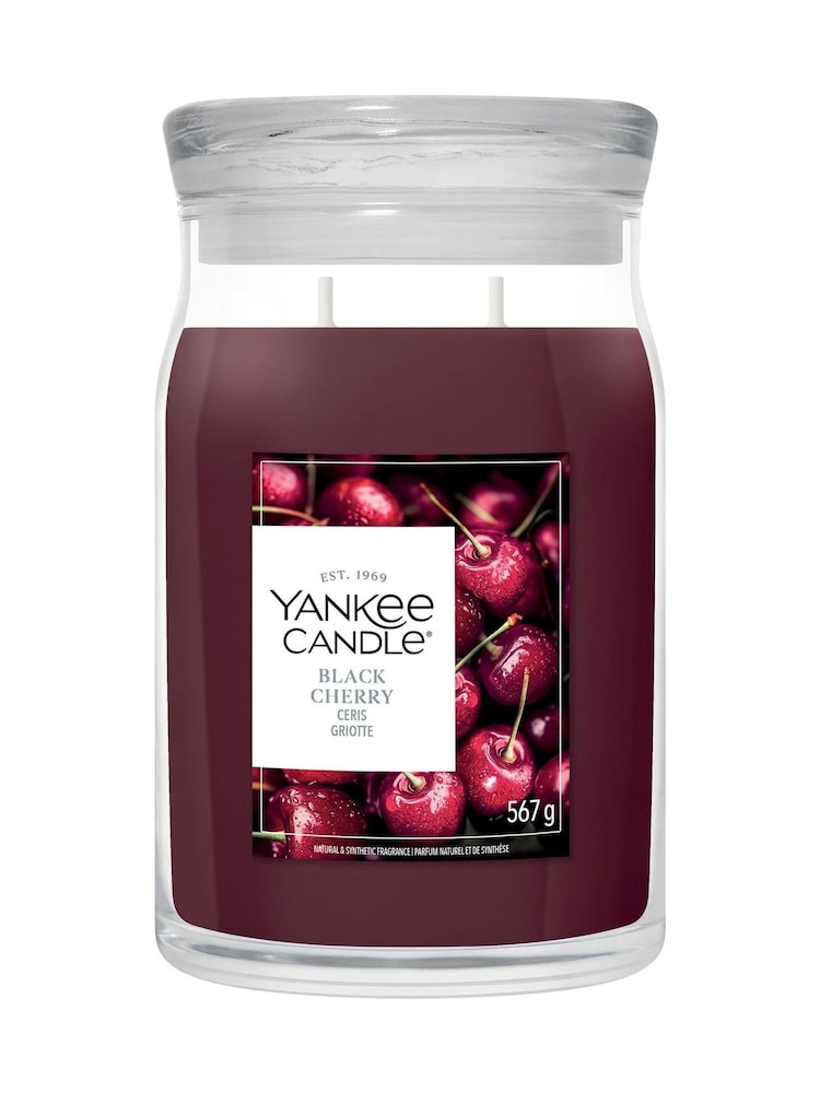 Yankee Candle Black Cherry Signature Medium Jar 2 Wick Candle - Image 3 of 3 Yankee Candle Black Cherry Signature Medium Jar 2 Wick Candle - Image 3 of 3