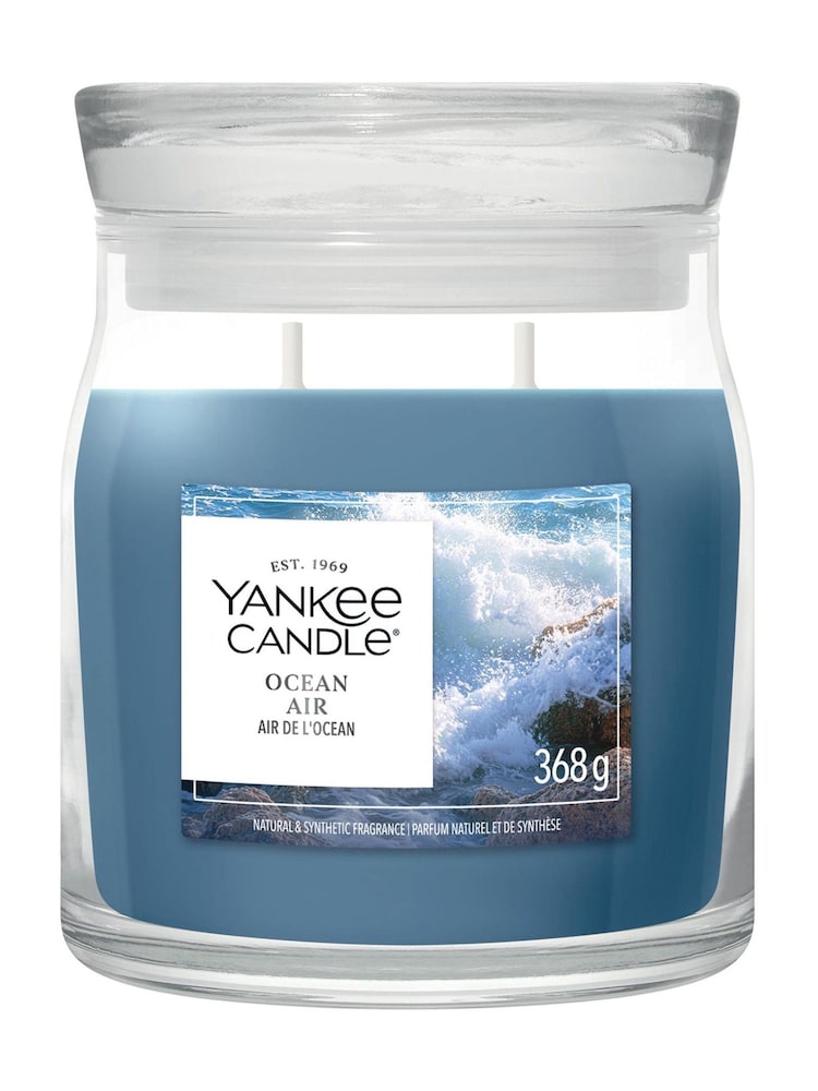 Yankee Candle Ocean Air Signature Large Jar Boxed Candle - Image 1 of 1 Yankee Candle Ocean Air Signature Large Jar Boxed Candle - Image 1 of 1