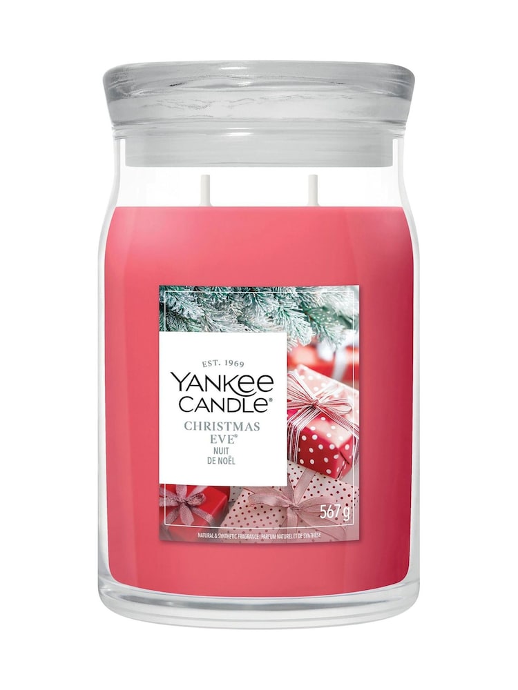 Yankee Candle Christmas Eve Signature Medium Jar 2 Wick Candle - Image 3 of 3 Yankee Candle Christmas Eve Signature Medium Jar 2 Wick Candle - Image 3 of 3