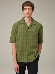 Green 100% Cotton Textured Short Sleeve Shirt with Cuban Collar - Image 3 of 8