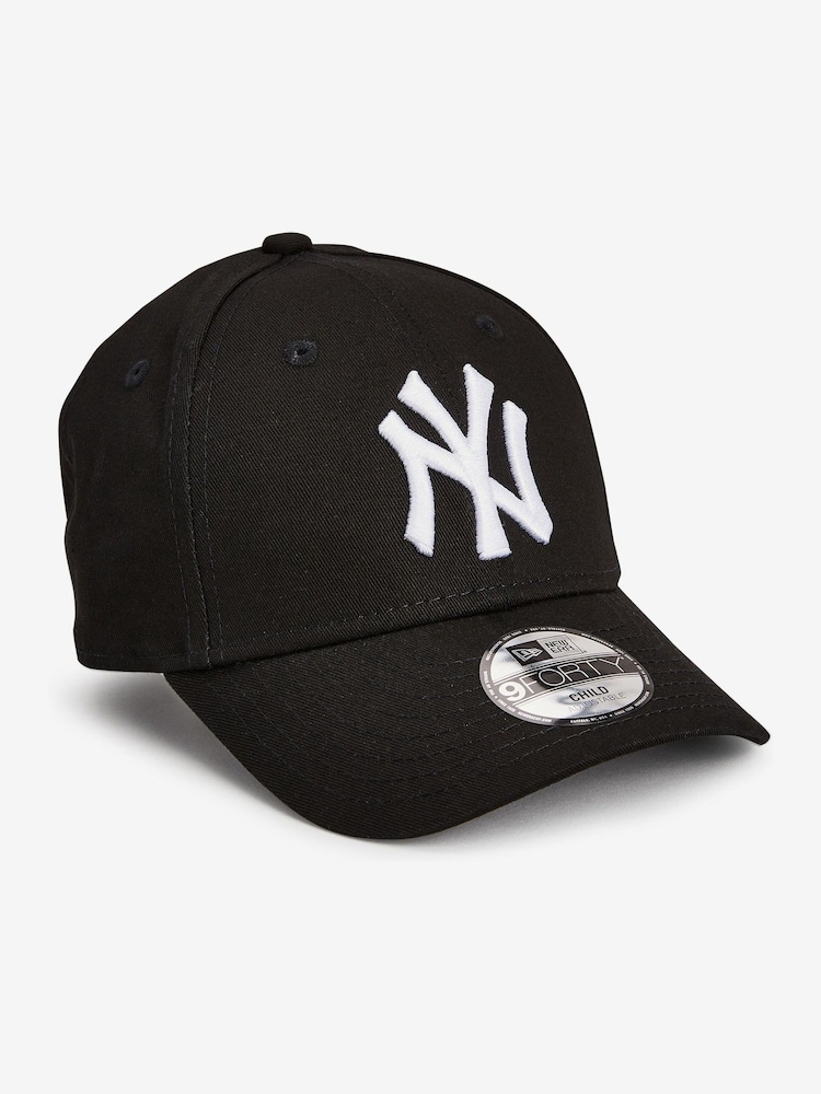New Era® Kids New York Yankees Essential 9FORTY 100% Cotton Cap - Image 1 of 2