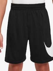 שחור - מכנסיים קצרים מבד מנדף זיעה של Nike דגם Swoosh Multi+ - Image 1 of 9