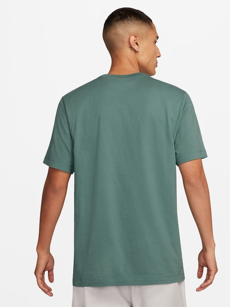 Nike Green Sportswear T-Shirt - Image 2 of 4