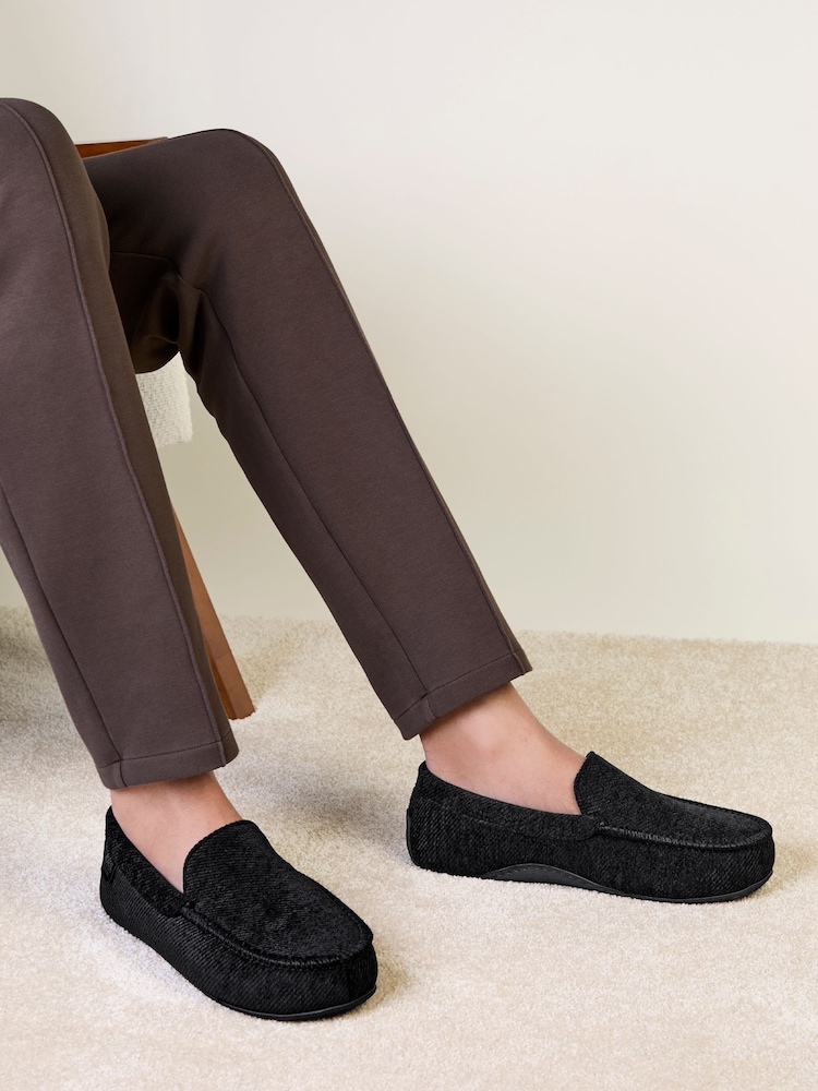 Pantuflas estilo mocasín de pana suave de Totes - Imagen 1 de 5 Pantuflas estilo mocasín de pana suave de Totes - Imagen 1 de 5