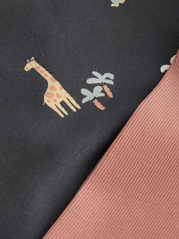 Safari preto/marrom - Conjunto de moletom e leggings com estampa All Over (3meses a7anos) - Imagem 7 de 7