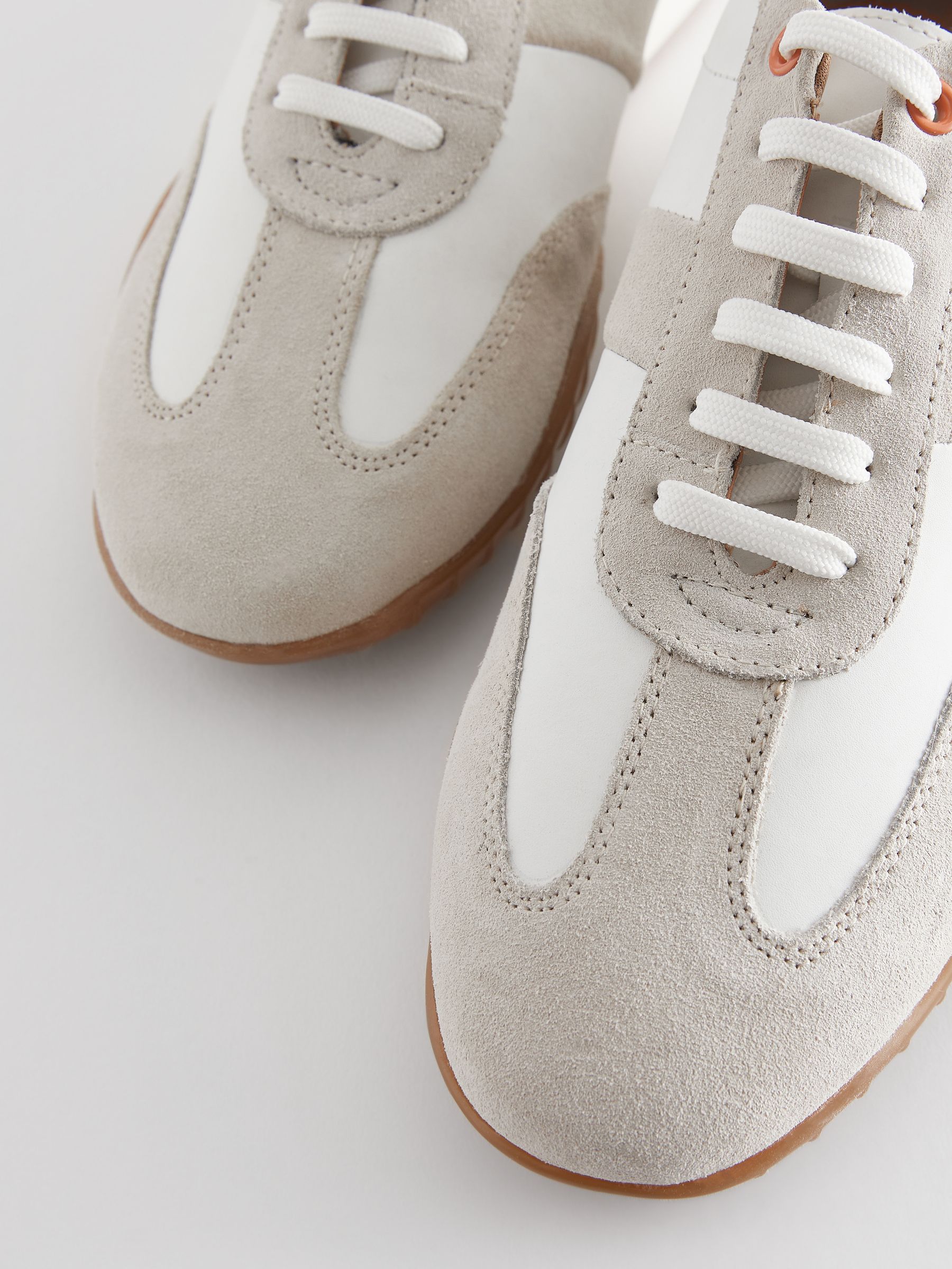 White retro trainers online