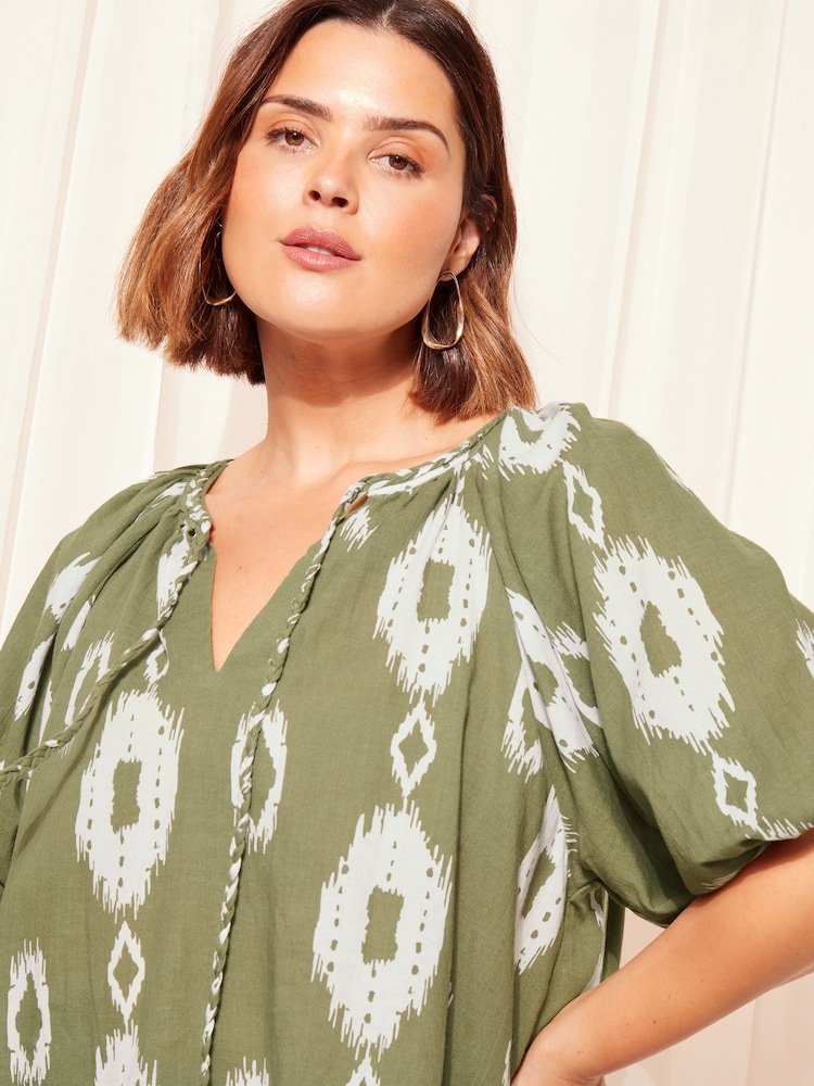 Curves Like These Bluse in Leinenoptik mit Print und Schleife - Bild 4 von 4