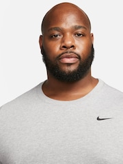 Nike Grey Dri-FIT Training T-Shirt - Image 7 of 8