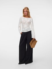 VERO MODA White Long Sleeve Ruched Side Top - Image 2 of 5
