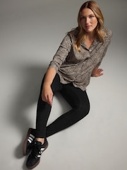 Black Maternity Skinny Jeans - Image 2 of 7