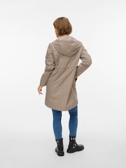 Mamalicious Nude Maternity 3 in 1 Water Resistant Jacket - Image 3 of 4