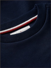 כחול  - Tommy Hilfiger סווטשירט בגזרה נינוחה מבד פרנץ' טרי עם לוגו - תמונה 6 מתוך 6