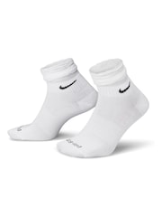 Nike Everyday Ruffle Knöchelsocken - Bild 1 von 4