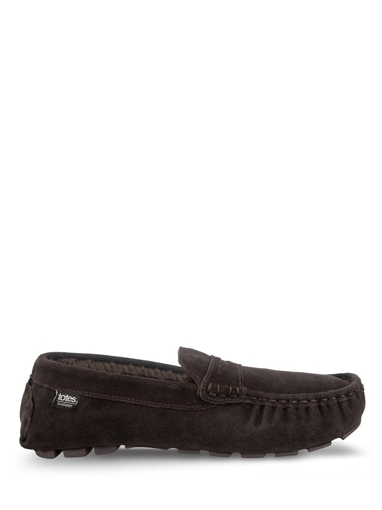 Totes Brown Suede Moccasin Slippers With Faux Fur Lining - Image 2 of 5 Totes Brown Suede Moccasin Slippers With Faux Fur Lining - Image 2 of 5
