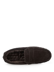 Totes Brown Suede Moccasin Slippers With Faux Fur Lining - Image 4 of 5