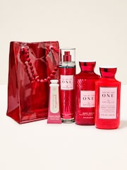 Bath & Body Works Youre the One Winter Candy Apple Gift Set (Worth over £60) - Image 1 of 2