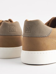 Hellbraun - Niedrige Turnschuhe zum Schnüren - Bild 4 von 6