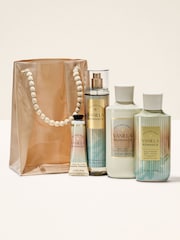 Bath & Body Works Vanilla Romance Winter Candy Apple Gift Set (Worth over £60) - Image 1 of 2