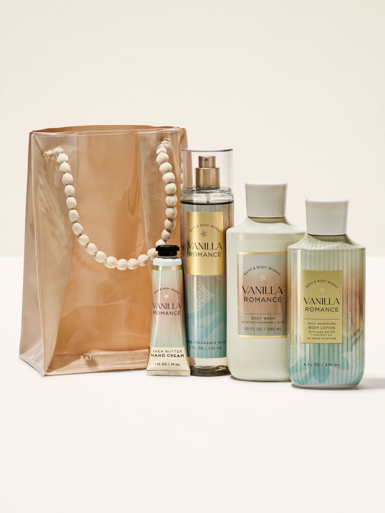 Bath & Body Works Vanilla Romance Winter Candy Apple Gift Set (Worth over £60) - Image 1 of 2 Bath & Body Works Vanilla Romance Winter Candy Apple Gift Set (Worth over £60) - Image 1 of 2
