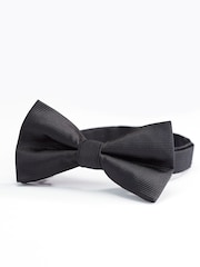 Black/White Bow Tie And Pocket Square Set - Image 4 of 5