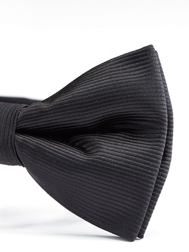 Black/White Bow Tie And Pocket Square Set - Image 5 of 5