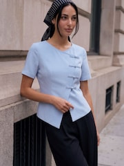 VERO MODA Asymmetric Short Sleeve Mandarin Top - Larawan 1 ng 7