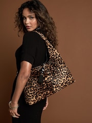 Marrón - Luella Grey Pandora Suede Hobo Bag - Imagen 2 de 7