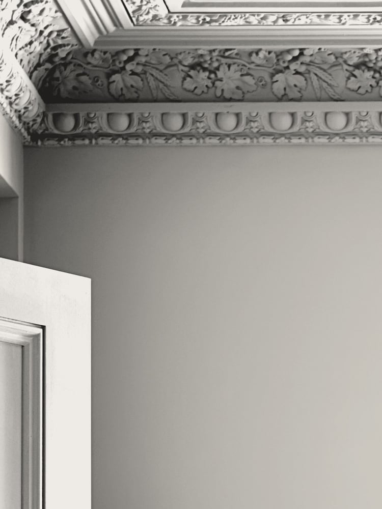 Laura Ashley Pale Dove Grey Eggshell 750ml Paint - Image 2 of 4