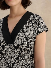Hobbs Black Jonie Printed Top - Image 3 of 4