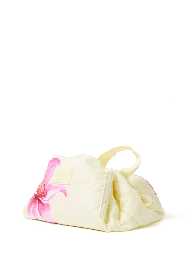 The Flat Lay Co. Drawstring Makeup Bag - Image 4 of 4 The Flat Lay Co. Drawstring Makeup Bag - Image 4 of 4