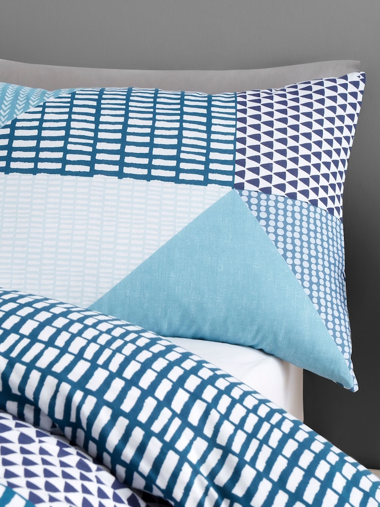 Catherine Lansfield Teal Blue Larsson Geo Duvet Cover and Pillowcase Set - Image 2 of 4