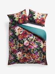 Clarke & Clarke Multi Tahiti 200 Thread Count Duvet Cover and Pillowcase Set - Image 3 of 4