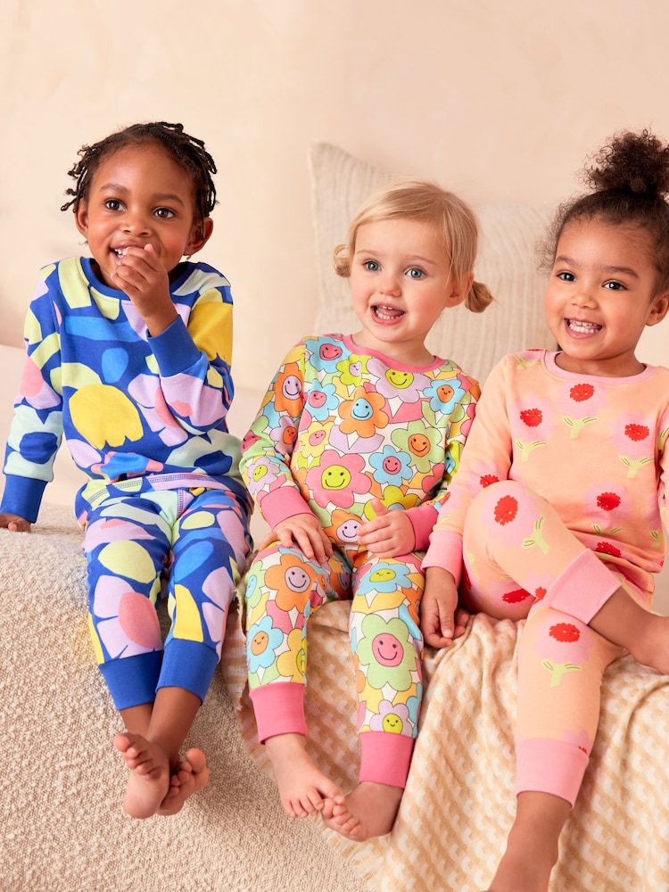 Leuchtende Farben/Motiv - Langärmeliger Kuschel-Pyjama mit Druck, im 3er-Pack (9Monate–10Jahre) - Bild 1 von 15 Leuchtende Farben/Motiv - Langärmeliger Kuschel-Pyjama mit Druck, im 3er-Pack (9Monate–10Jahre) - Bild 1 von 15