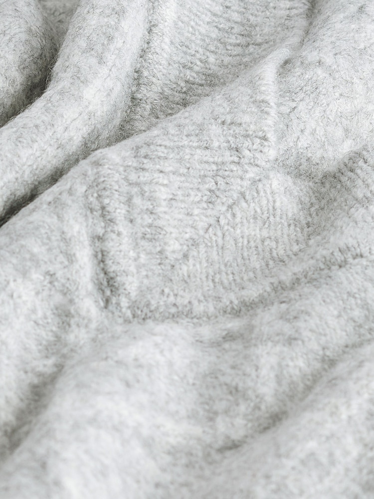Grey V-Neck Cable Tank - Image 7 of 7