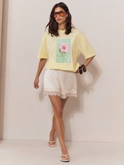 Geel bloemenprint - Lipsy - Oversized T-shirt - Afbeelding 3 van 5
