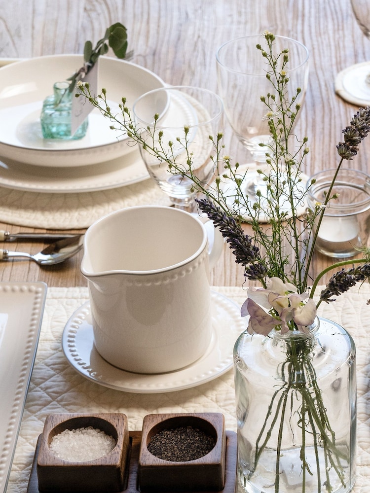 Mary Berry White Signature Gravy Boat And Saucer - Image 2 of 4