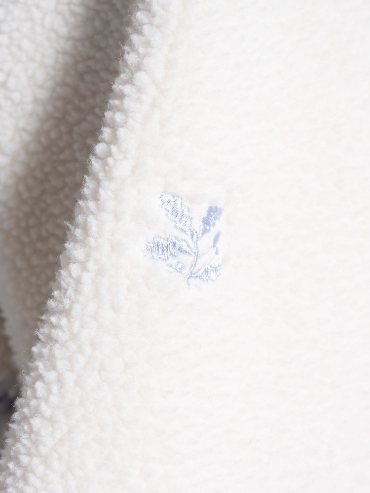 Craghoppers Blue x National Trust Rosemary II Overhead Fleece - Image 6 of 6 Craghoppers Blue x National Trust Rosemary II Overhead Fleece - Image 6 of 6