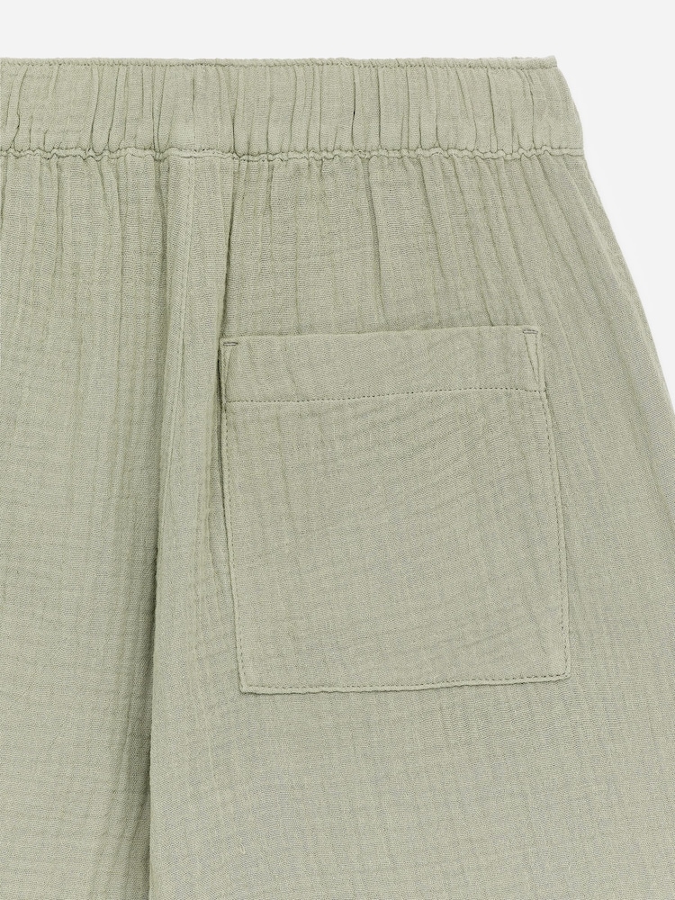ARKET Green Cotton Muslin Pull-On Shorts - Image 3 of 3 ARKET Green Cotton Muslin Pull-On Shorts - Image 3 of 3
