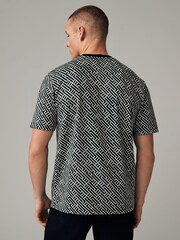 Schwarz/Weiß - T-Shirt mit Geomuster - Bild 3 von 7